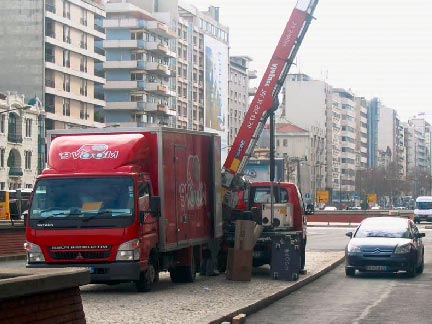 Moving companies to Canada